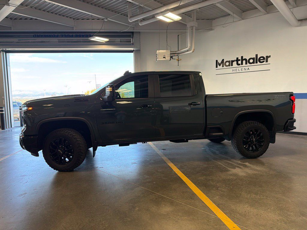 Used 2026 Chevrolet Silverado 3500 LT w/ Trail Boss Package AWD/4WD image 8