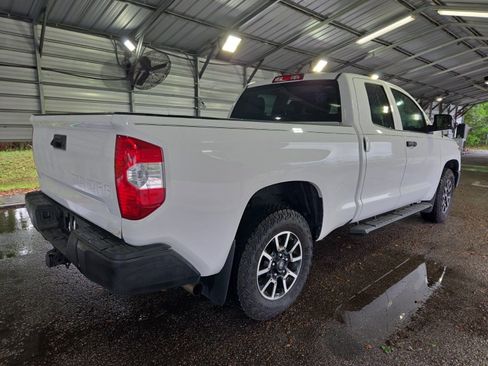 Used 2018 Toyota Tundra SR image 4