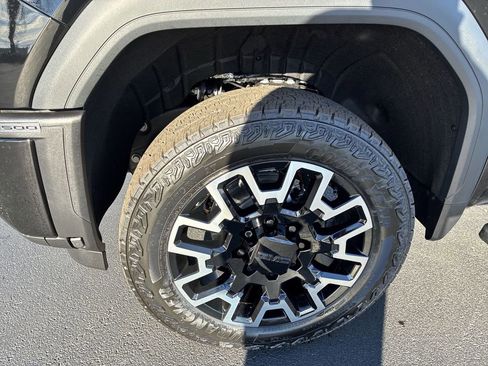 New 2026 GMC Sierra 2500 Denali w/ Denali Reserve Package image 10