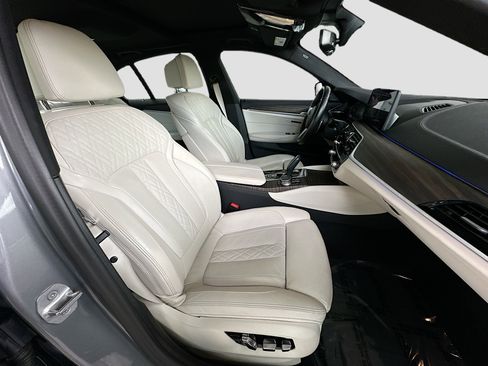 Certified 2023 BMW 540i 540i w/ M Sport Package image 29