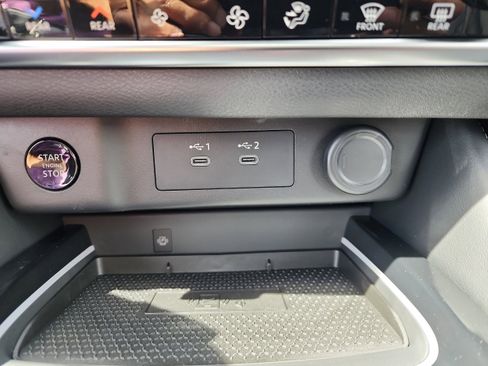 New 2026 Nissan Rogue Platinum w/ Platinum Premium Package image 16