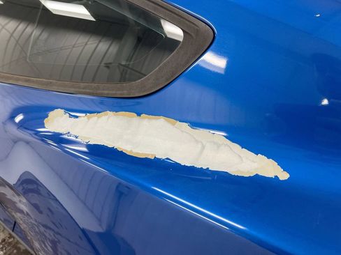 Used 2017 Ford Mustang Coupe RWD image 31