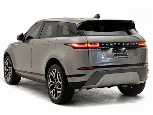 Used 2023 Land Rover Range Rover Evoque SE image 3
