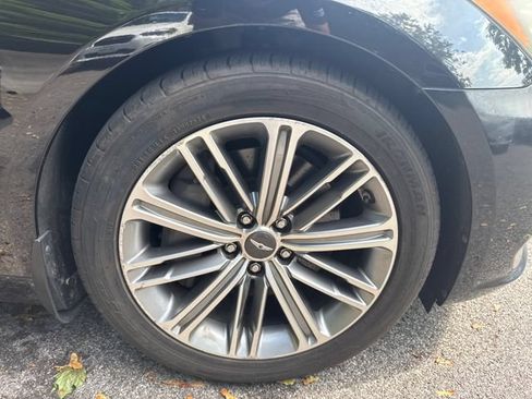 Used 2018 Genesis G80 3.8 w/ Option Group 02 RWD image 10
