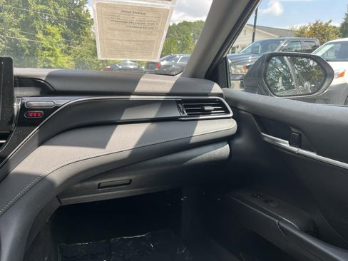 Used 2023 Toyota Camry SE FWD image 26