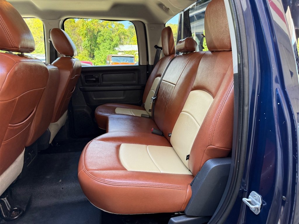 Used 2012 RAM 3500 ST w/ ST Decor Group AWD/4WD image 5