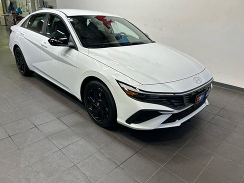 New 2026 Hyundai Elantra Sport FWD image 2