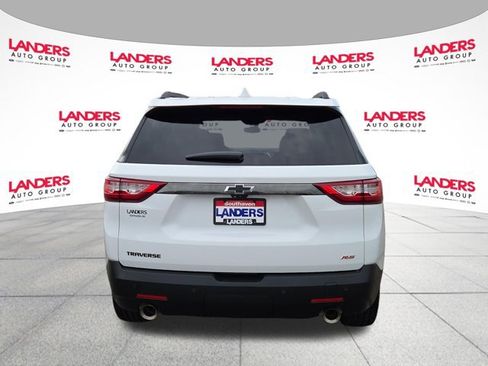 Used 2021 Chevrolet Traverse RS w/ LPO, Floor Liner Package FWD image 4
