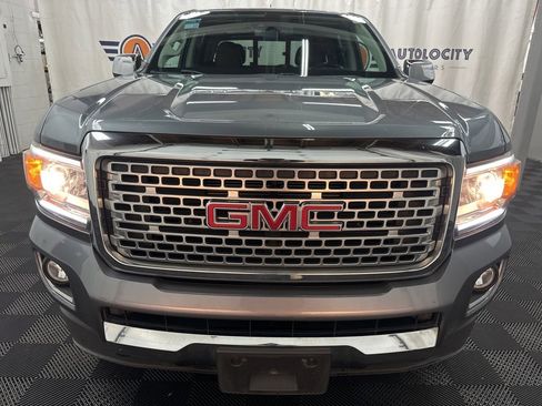 Used 2019 GMC Canyon Denali image 4