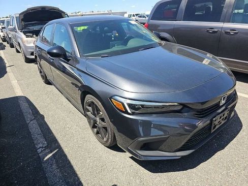 Used 2024 Honda Civic Sport image 2