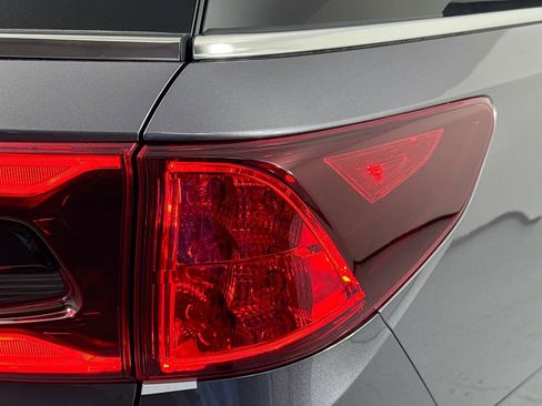 Used 2026 Honda Odyssey Touring image 37