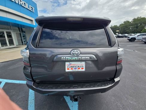 Used 2017 Toyota 4Runner SR5 Premium AWD/4WD image 7