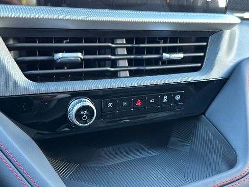 New 2026 Ford Explorer ST-Line w/ ST-Line Street Pack image 25