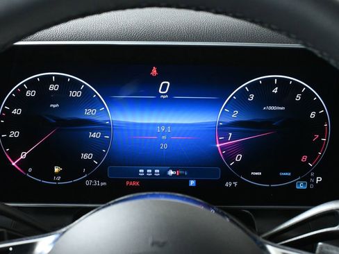 Used 2026 Mercedes-Benz GLC 300 4MATIC image 18