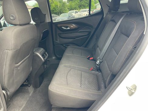 Used 2019 GMC Terrain SLE w/ Driver Convenience Package FWD image 14