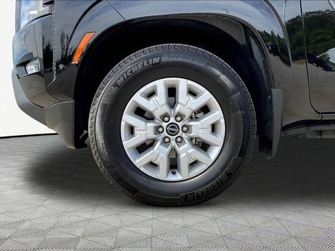 Used 2024 Nissan Frontier SV w/ SV Convenience Package RWD image 21