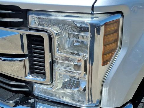 Used 2018 Ford F250 XLT image 13