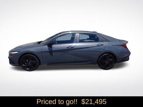 Used 2026 Hyundai Elantra Sport FWD image 3