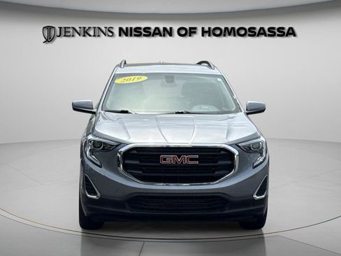 Used 2019 GMC Terrain SLE w/ Driver Convenience Package FWD image 13
