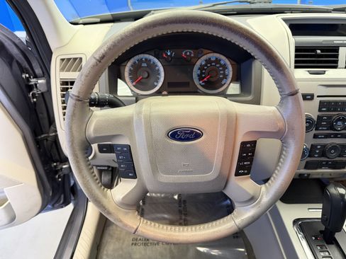 Used 2010 Ford Escape XLT FWD image 15
