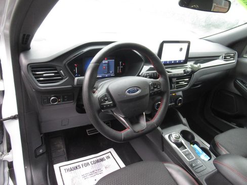 Used 2023 Ford Escape ST-Line AWD/4WD image 20
