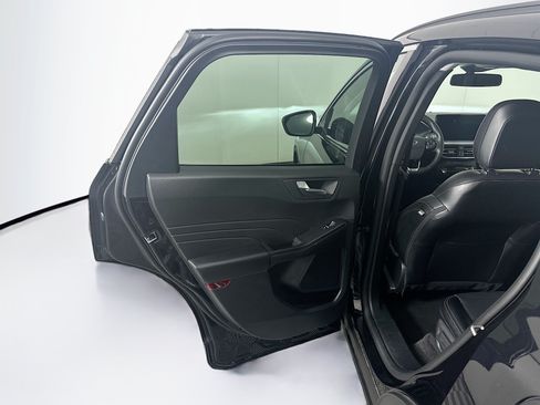 Used 2025 Ford Escape Platinum AWD/4WD image 27