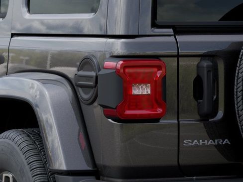 New 2026 Jeep Wrangler Unlimited Sahara AWD/4WD image 10