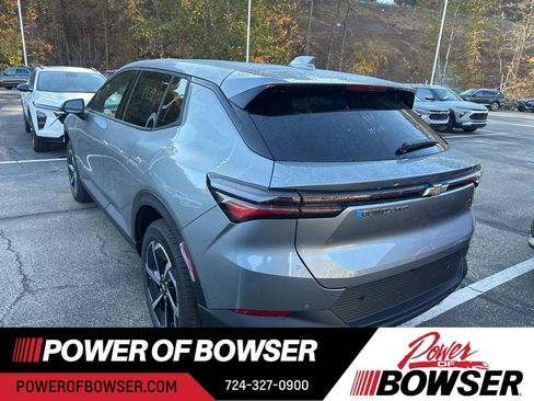 New 2026 Chevrolet Equinox EV LT image 3