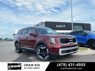 Used 2023 Kia Telluride EX w/ EX Captain's Chair Package FWD video 1