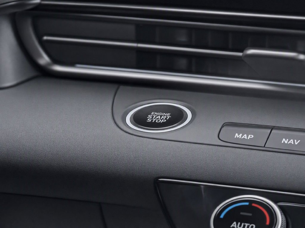 Used 2025 Hyundai Elantra N FWD image 16