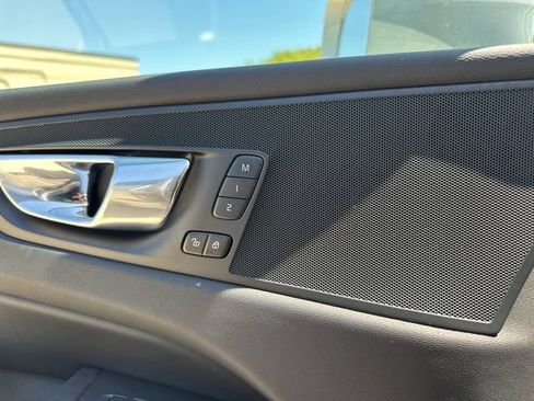 Certified 2023 Volvo XC60 B5 Core w/ Climate Package AWD/4WD image 32