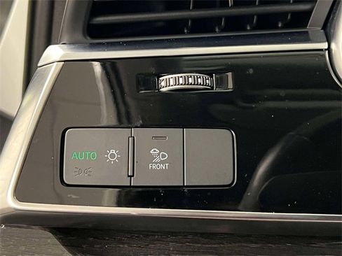 Used 2022 Audi Q7 2.0T Premium image 21