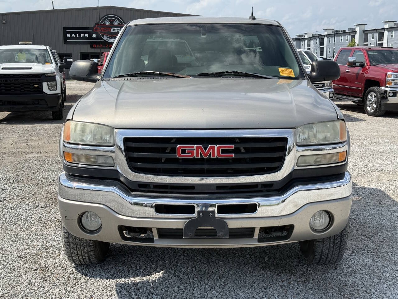 Used 2003 GMC Sierra 2500 SLT w/ SLT Preferred Equipment Group AWD/4WD image 8