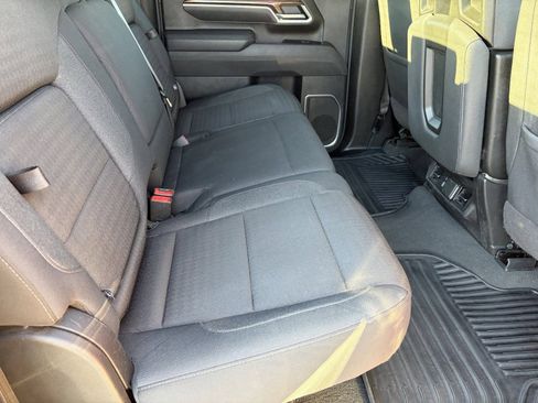 Certified 2025 Chevrolet Silverado 2500 LT w/ Convenience Package AWD/4WD image 14