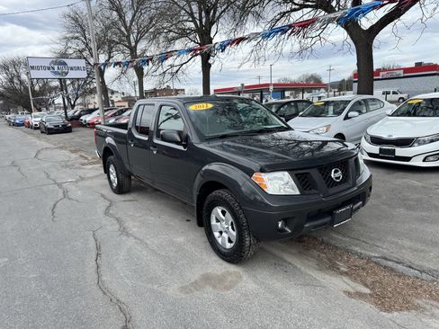 Used 2012 Nissan Frontier SV w/ SV Premium Utility Pkg image 3