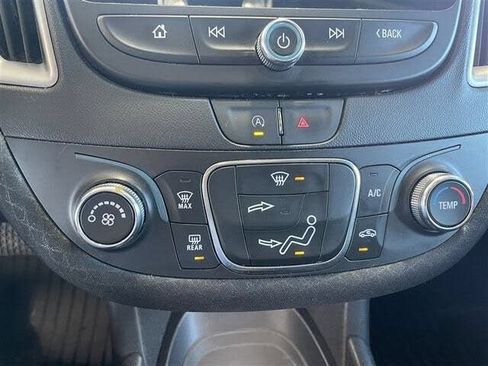 Used 2023 Chevrolet Malibu LS FWD image 15