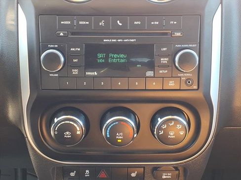 Used 2016 Jeep Compass High Altitude image 7