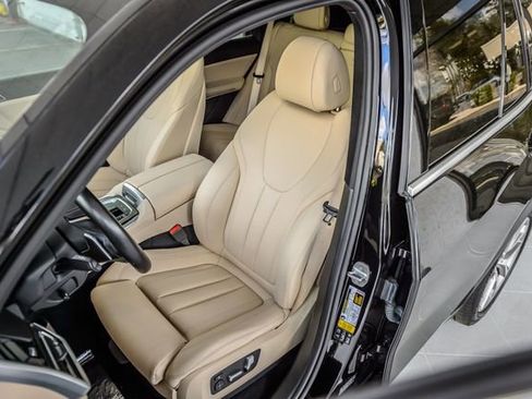 Used 2020 BMW X5 xDrive40i w/ Premium Package image 40