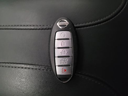 Used 2020 Nissan Rogue SV AWD/4WD image 32