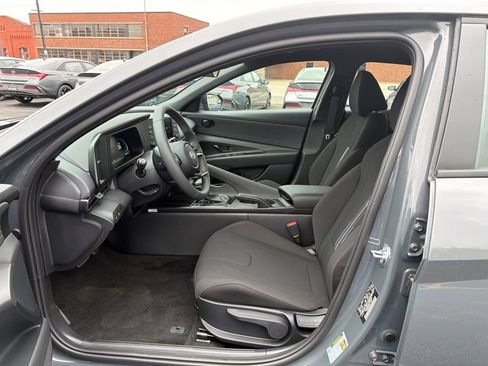 New 2026 Hyundai Elantra Sport FWD image 13