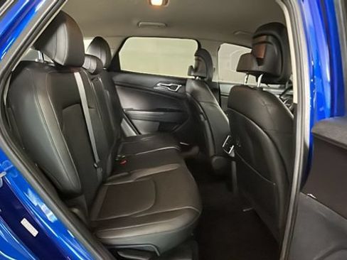 Used 2023 Kia Sportage EX FWD image 29
