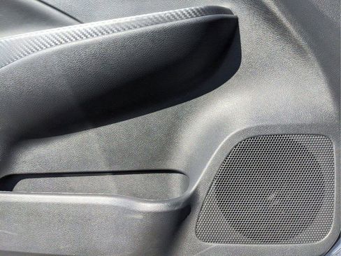 New 2025 Nissan Versa SR w/ Trunk Package image 29