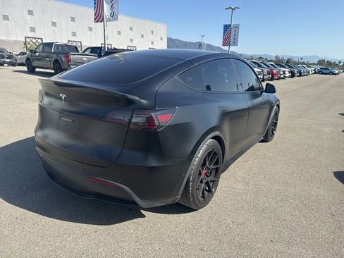 Used 2022 Tesla Model Y Performance image 6
