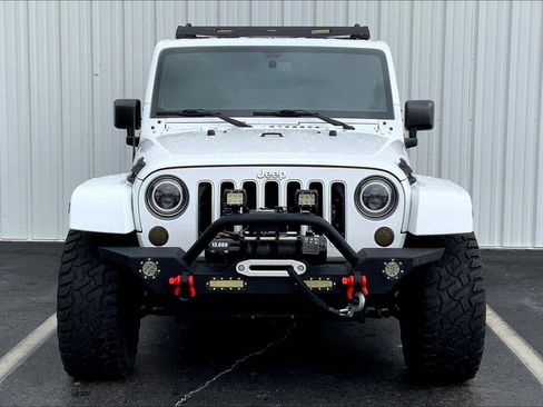 Used 2016 Jeep Wrangler Unlimited Sahara w/ Dual Top Group image 3