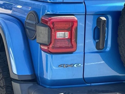 Used 2023 Jeep Wrangler Unlimited Rubicon 4xe AWD/4WD image 6