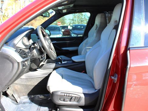 Used 2015 BMW X5 M image 17