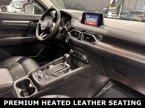 Used 2018 MAZDA CX-5 Touring w/ Preferred Equipment Package image 4