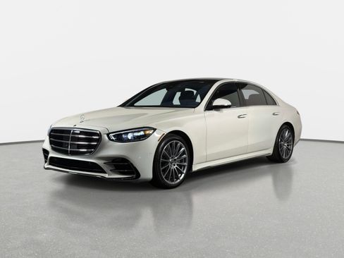 Used 2023 Mercedes-Benz S 500 4MATIC w/ AMG Line image 17