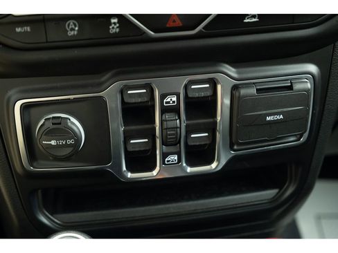 Used 2022 Jeep Wrangler Unlimited Sport AWD/4WD image 27