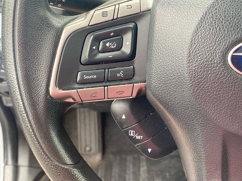 Used 2016 Subaru Forester 2.5i AWD/4WD image 15